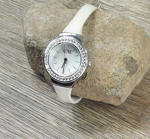 Women's Luxury Wrist Watch Fashion Rhinestone White Ceramic Jewel Bracelet Watch