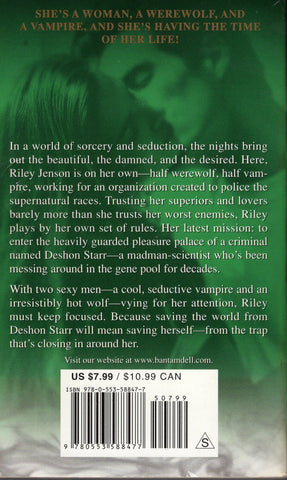 Tempting Evil by Keri Arthur A Riley Jenson Guardian Novel Volume 3