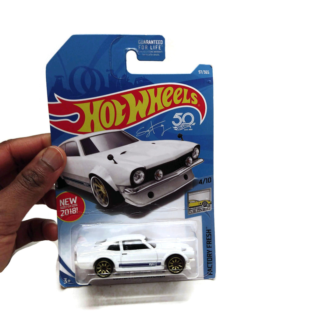 Hot Wheels Factory Fresh 4/10 Custom Ford Maverick 97/365, White, NEW