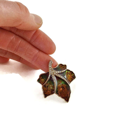 Leaf Brooch Gold-Tone/Brown Dress Jewelry Decoration Lapel Pin Gift for Her VTG