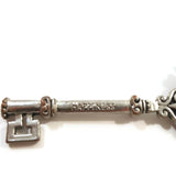 Happiness Decorative Antique Key Charm Pendant Silver Tone Vuntage